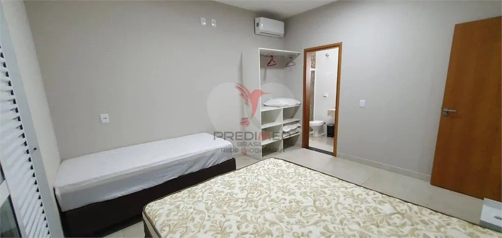 Imagem Sobrado de 199m² no bairro Área Rural De Águas De Santa Bárbara, em Águas de Santa Bárbara