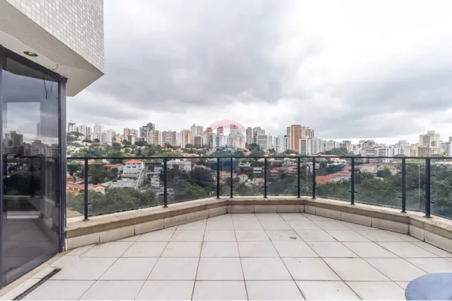 Imagem Amplo e Sofisticado Apartamento 350m² com Vista para o Pacaembu – Higienópolis / Pacaembu