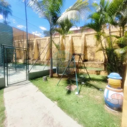 Imagem Casa 2 Dorms com Quintal privativo e teto retrátil