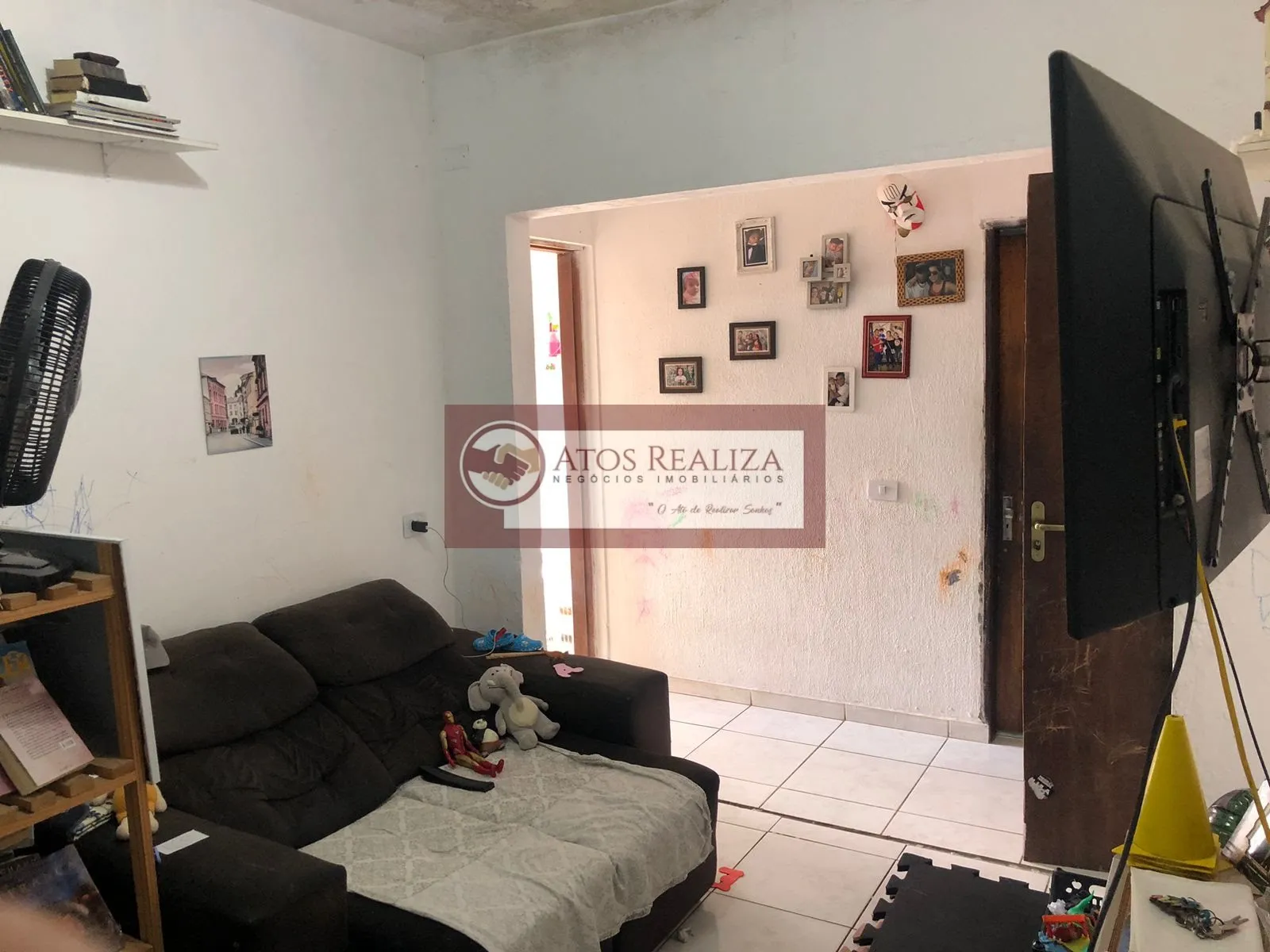 Imagem Vendo Oportunidade no Recanto campo Belo, São 3 casas em um terreno de 300m2, para morar e ter uma renda com locações, Venda por R$299K, aproveite a oportunidade.