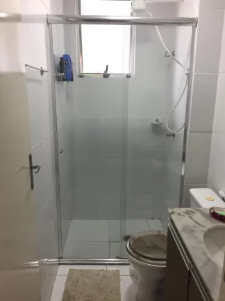 Imagem Requinte e sofisticação você encontra nessa casa , com 3 suítes uma com banheira hidromassagem, piscina, sala de cinema , localização privilegiada