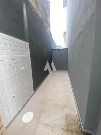 Imagem Casa Sobreposta Baixa 3 dormitórios, 2 vagas - Embaré / Santos