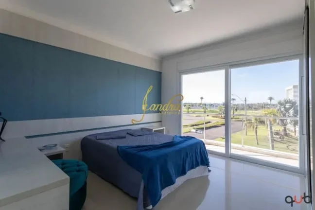 Imagem Sobrado Enseada com 05 suítes, piscina