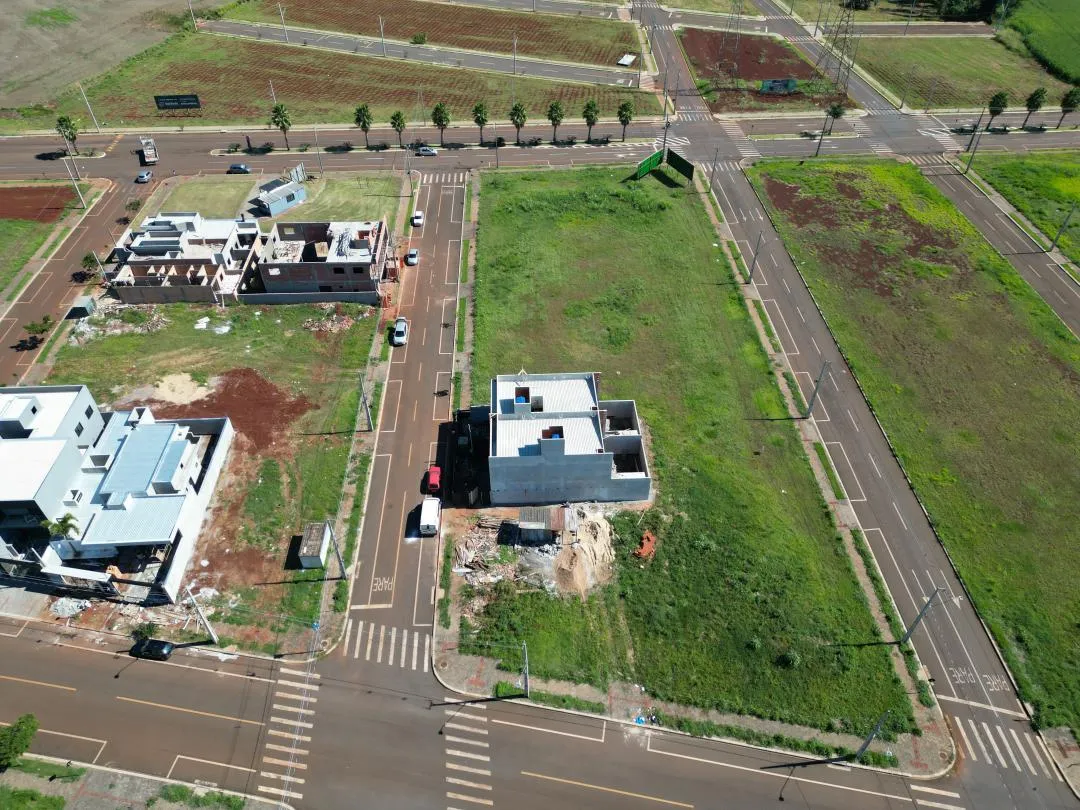 Imagem Terreno à venda em Cascavel - Loteamento Colinas Tropical