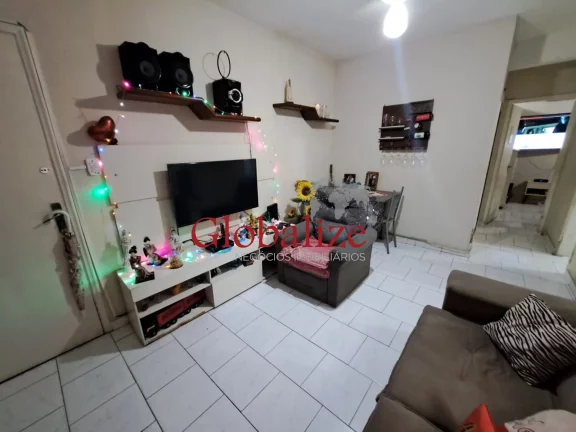 Imagem Apartamento à venda com 61m², 2 quartos, 1 banheiro, elevador e portaria por R$266.000,00 no José Menino em Santos.