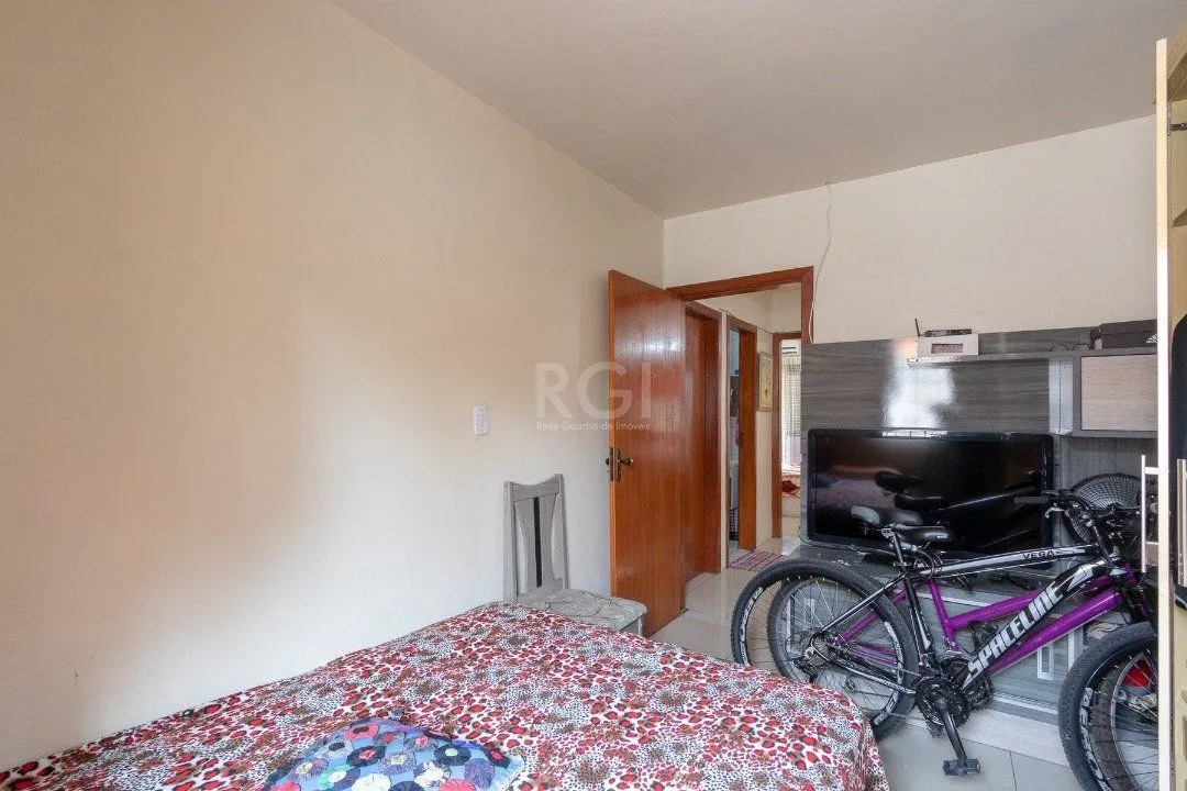 Imagem Casa para Venda - 161m², 3 dormitórios, 3 vagas - Nonoai