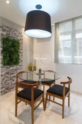 Imagem Conjunto Comercial à Venda em São Paulo-SP, Bairro Cerqueira César: 1 Sala, 2 Vagas, 62m²!