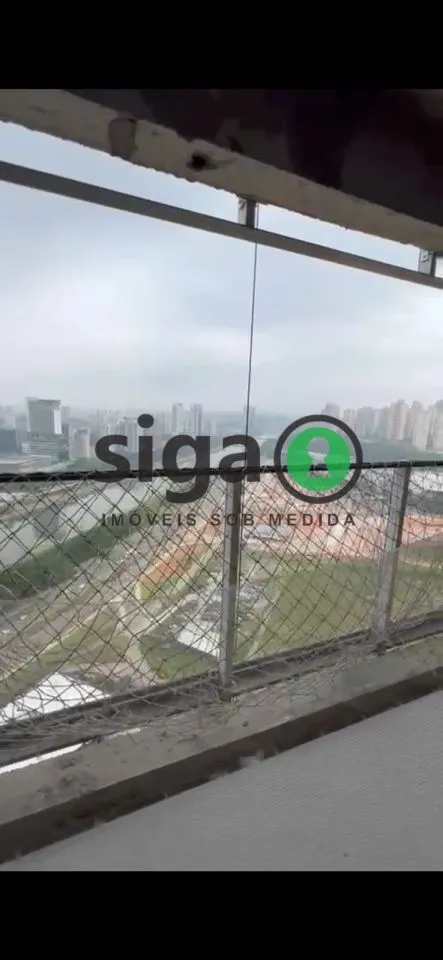 Imagem Apartamento a Venda no Panamby com 5 quartos 4 suítes