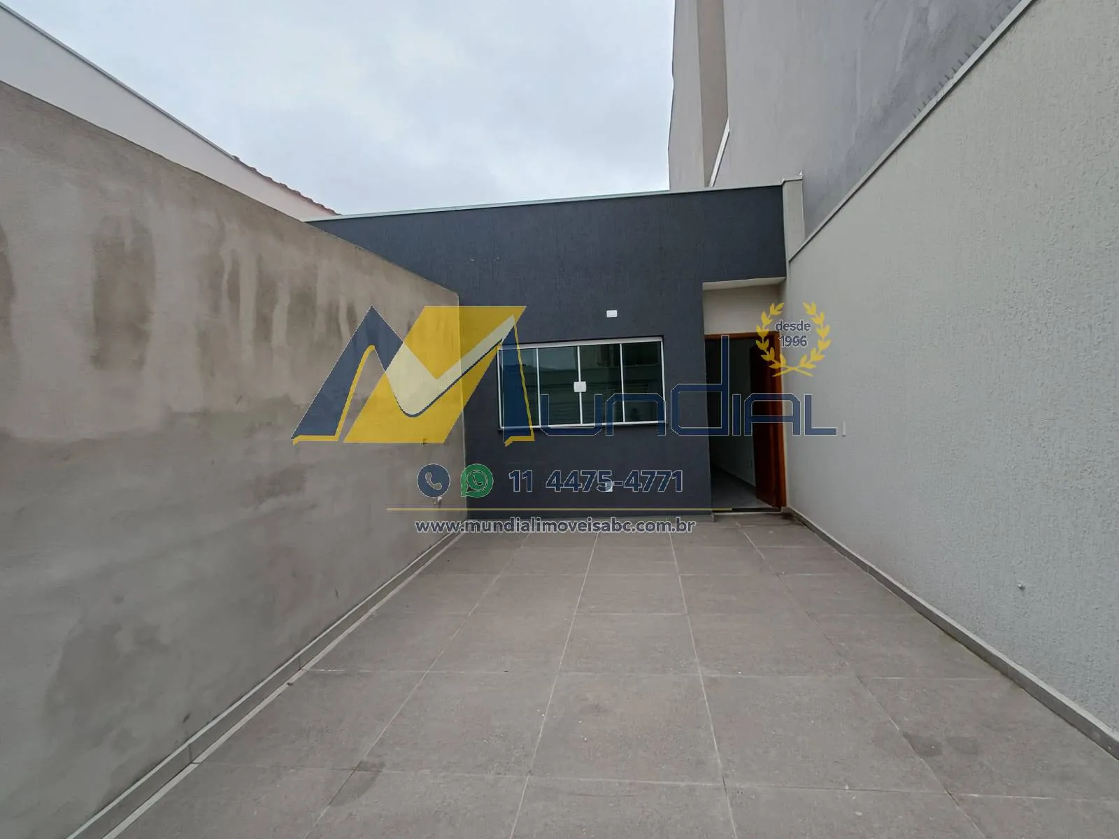 Imagem Excelente Casa Térrea à Venda na Rua Vilna, Vila Francisco Matarazzo