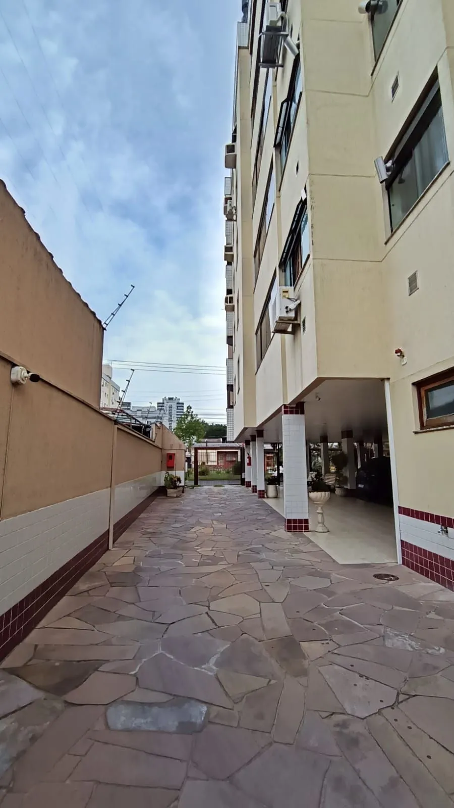 Imagem Apartamento, 2 Dormitórios, 2 Banheiros, 83m², 1 Vaga, Bairro Jardim Itu-Sabará