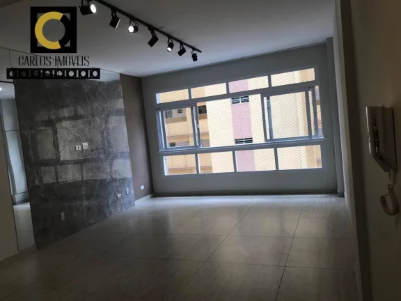Imagem Oportunidade!!! Apartamento pé na Areia em Santos!!