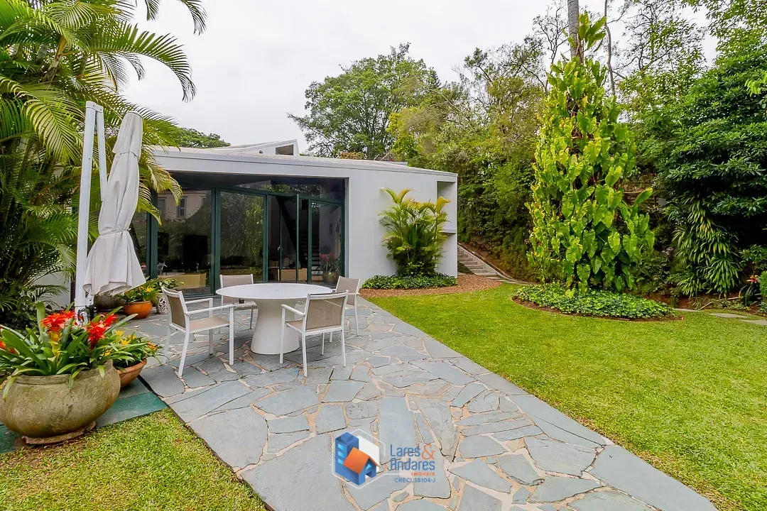 Imagem Casa para venda em Vila Tramontano com 4 quartos, sendo 4 suítes, 422m²