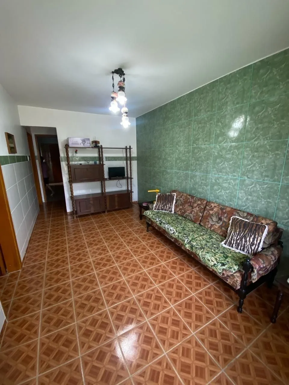 Imagem Ótima casa de dois pavimentos localizada no Bairro Restinga