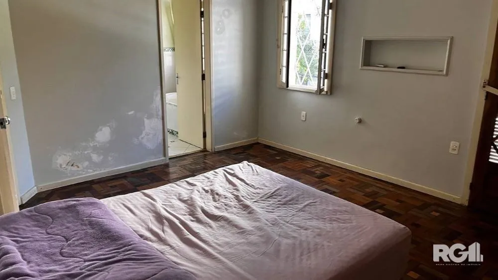 Imagem CASA A VENDA, AMPLA NA COMENDADOR BATISTA!