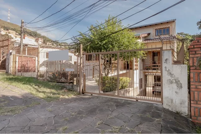 Foto do imóvel Casa para venda em Porto Alegre