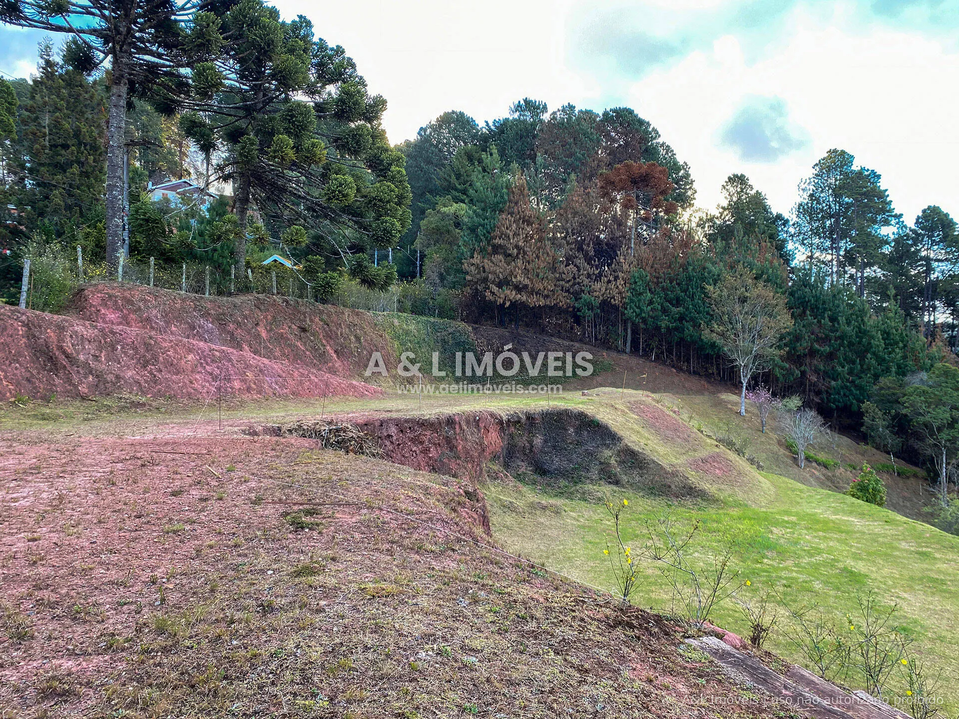 Imagem Terreno em Campos do Jordão | Capivari, 6.111 m² e Vista Panorâmica