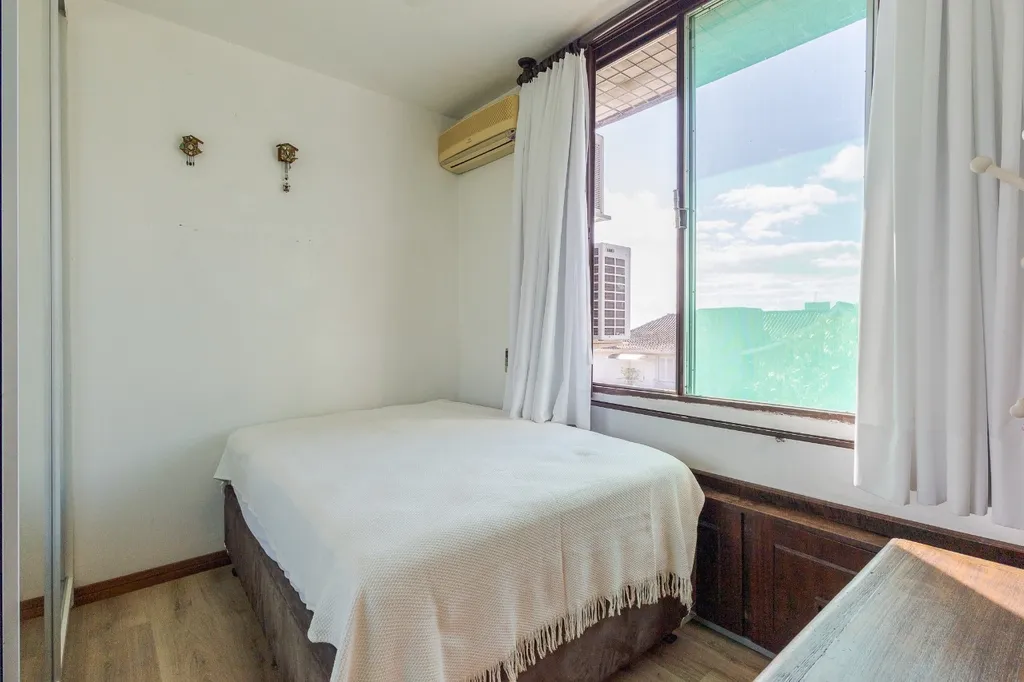 Imagem Casa de Condomínio em Santa Tereza