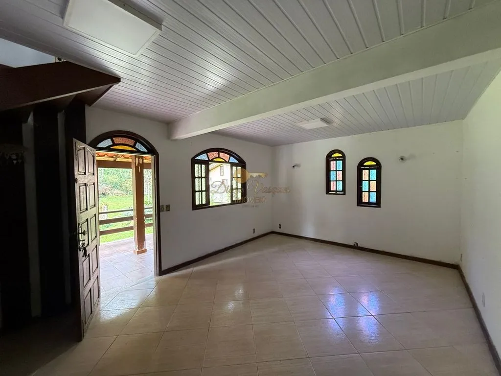 Imagem Casa para Venda em Teresópolis / RJ no bairro Canoas