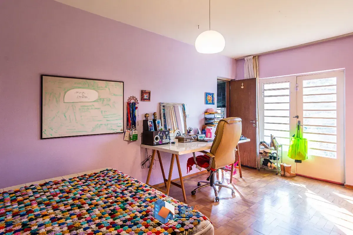 Imagem Casa para venda em Jardim Leonor com 4 quartos, 235m²