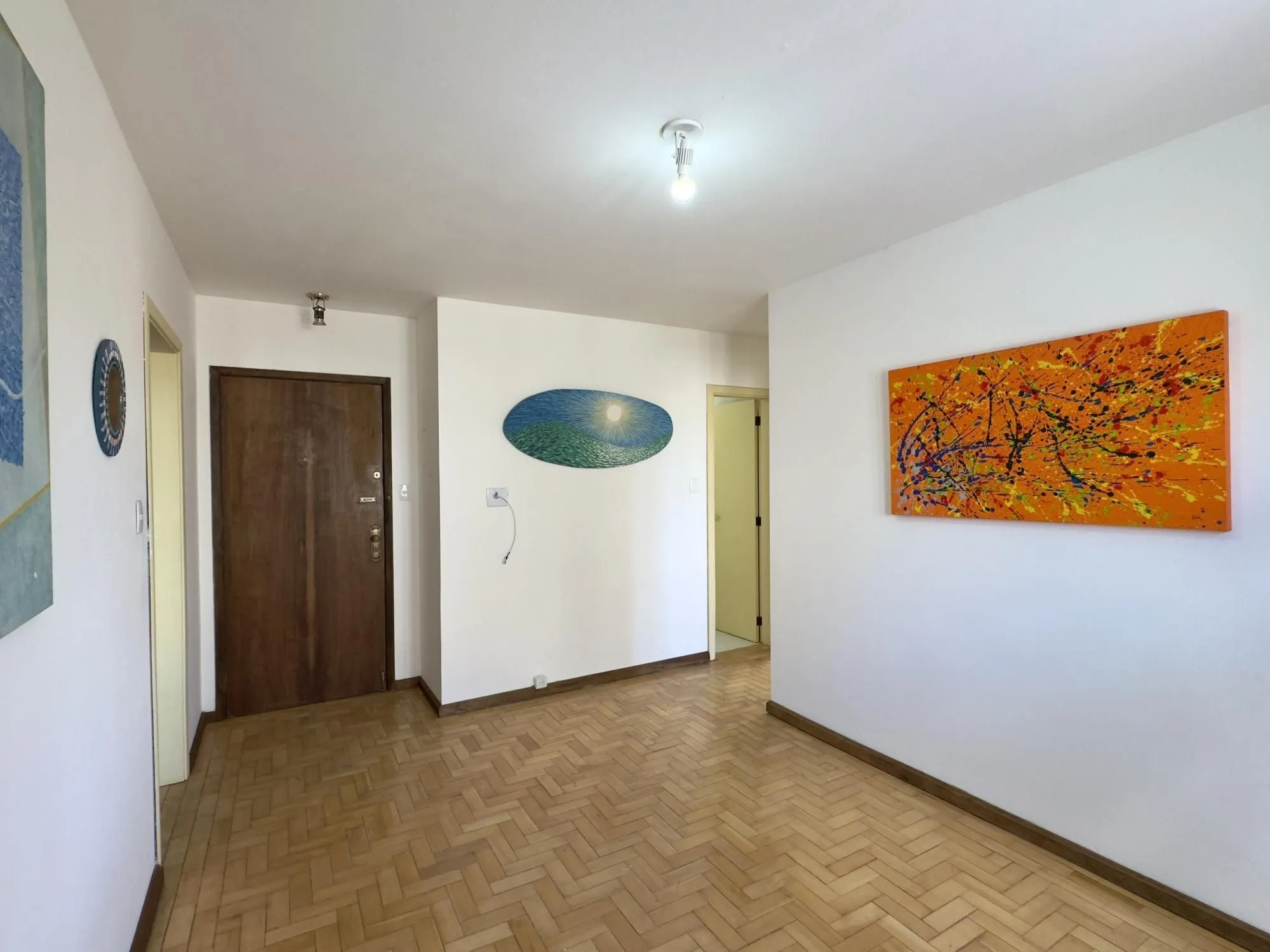 Imagem Apartamento amplo de 2 dormitório ao lado do Mãe de Deus e próximo da Orla