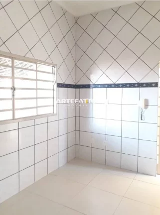 Imagem Vende-se Casa com Edícula no Bairro São Joaquim