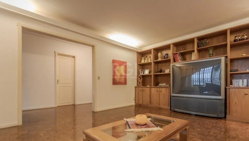 Imagem Casa para Venda - 327m², 4 dormitórios, sendo 1 suites, 3 vagas - Chácara das Pedras