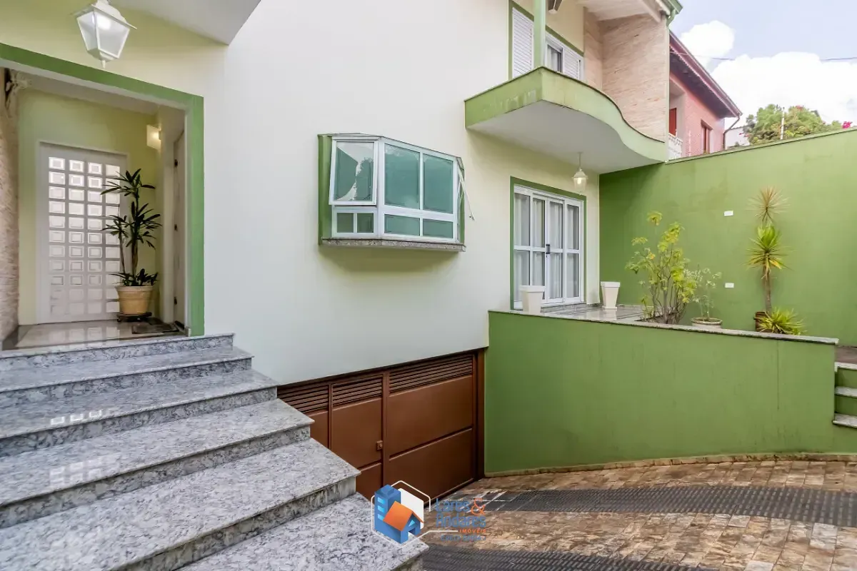Foto do imóvel Sobrado para venda em Jardim Maria Estela com 3 quartos, sendo 3 suítes, 500m² em Rua Maestro João Sepe
