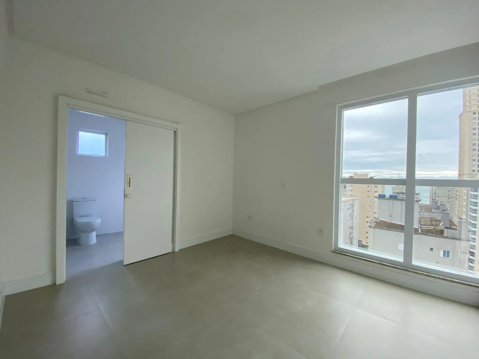 Imagem Apartamento à venda com 147m2 por R$ 1.650.000,00
