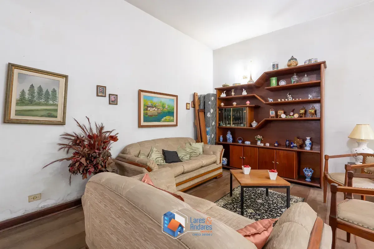 Imagem Casa para venda em Moema com 3 quartos, sendo 3 suítes, 330m²