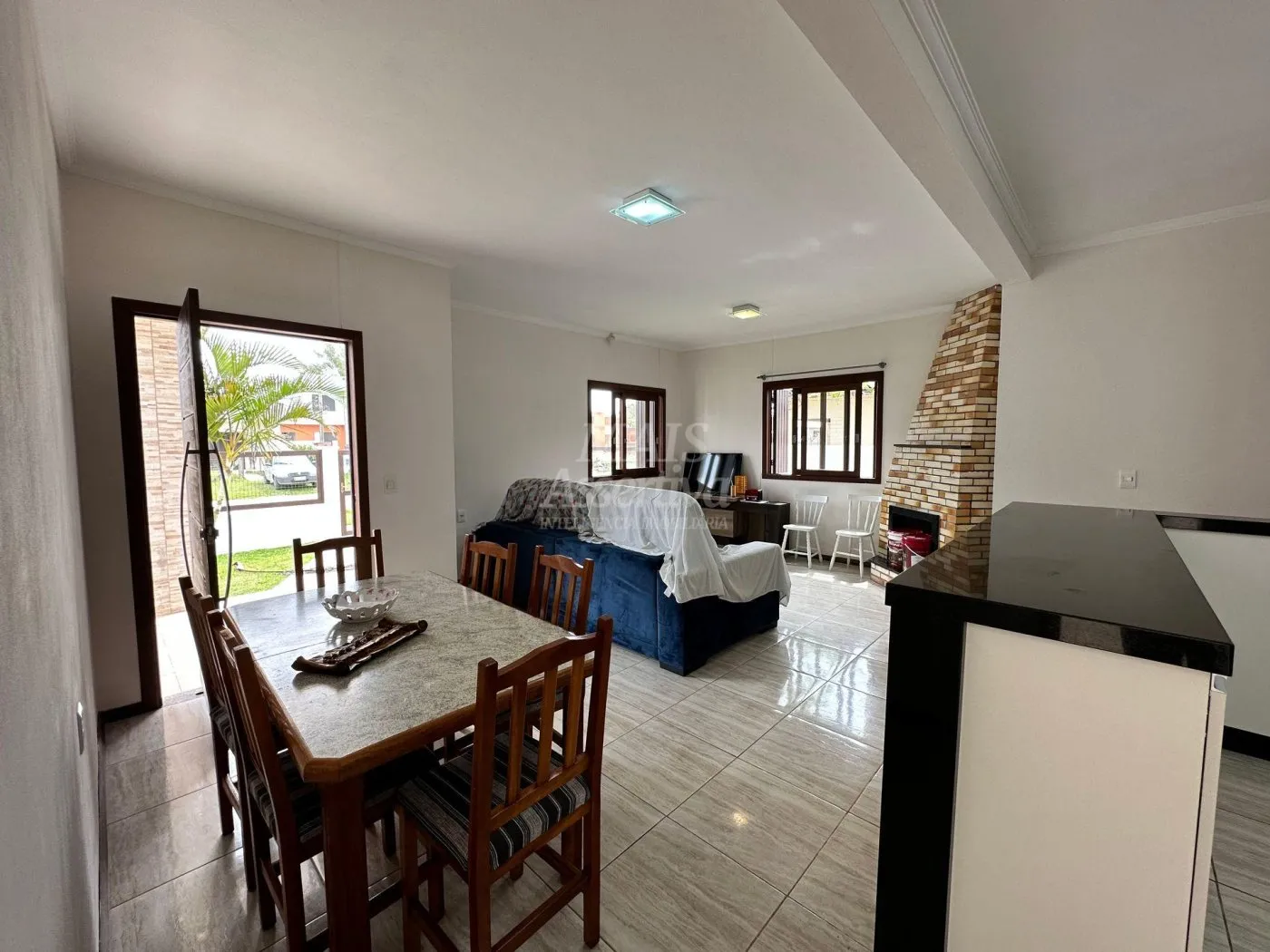Imagem Casa Mobiliada Para Venda em Arroio do Sal Beira Lagoa Itapeva