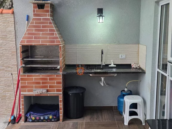 Imagem Sobrado com 2 dormitórios à venda, 80 m² por R$ 699.000,00 - Campos de Atibaia - Atibaia/SP
