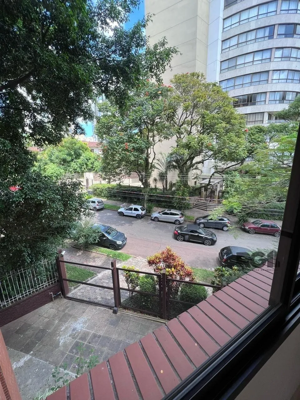 Imagem Excelente apartamento inteiramente decorado e mobiliado, com ótimo acabamento em localização privilegiada.