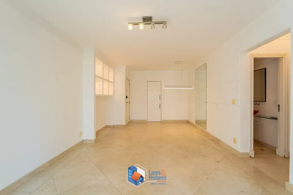 Imagem Apartamento para venda em Moema com 4 quartos, sendo 1 suíte, 104m²