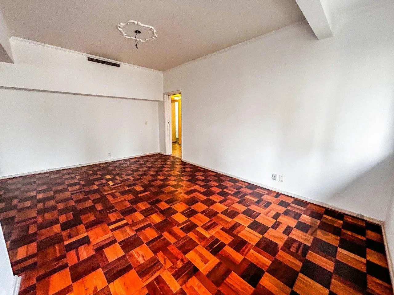 Imagem Apartamento no Centro de 3 dormitórios e vaga