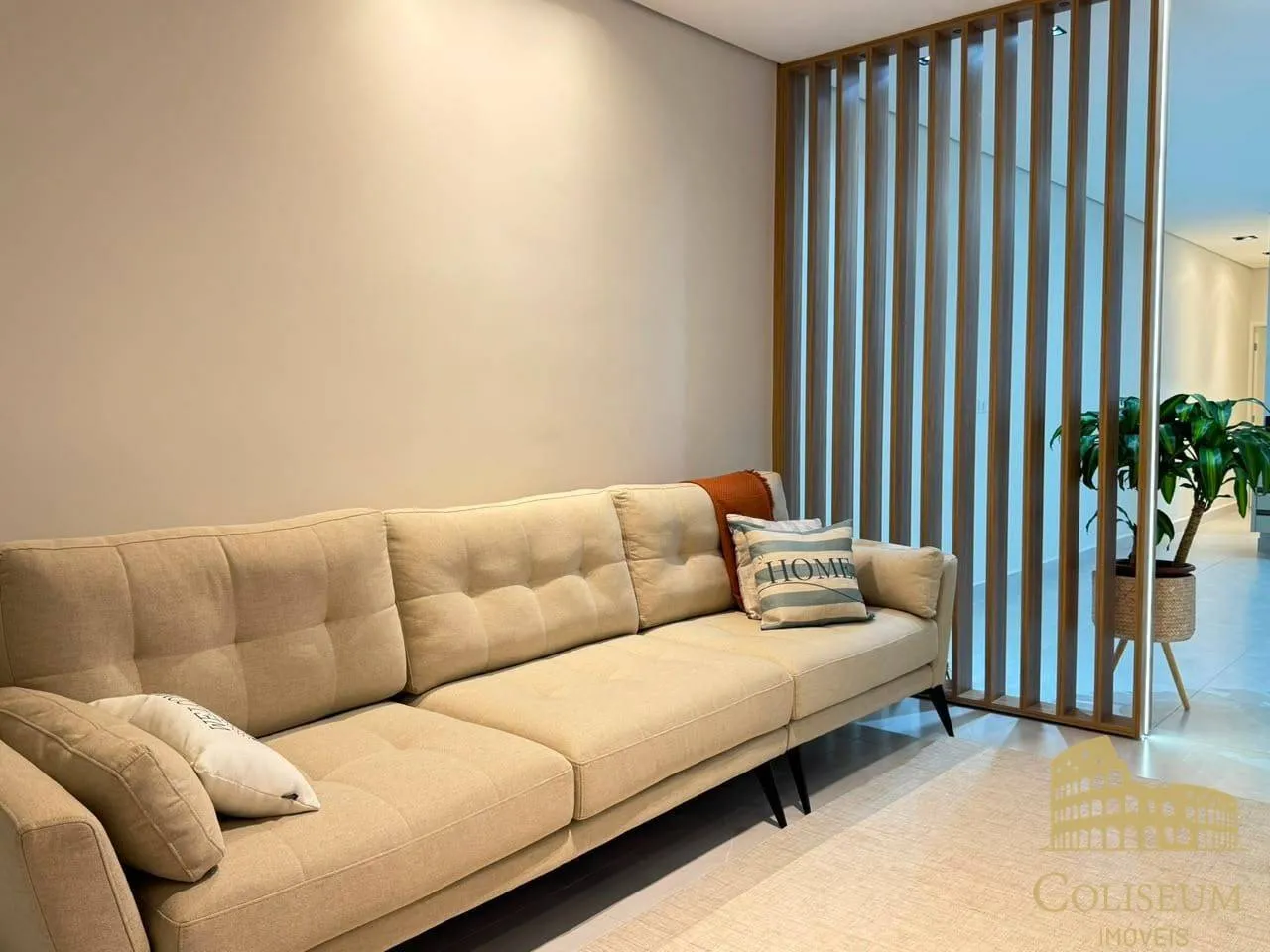 Imagem Linda Casa na Vila Guilhermina, 3 Dorms c/2 suítes, 2 Vagas - Fino Acabamento