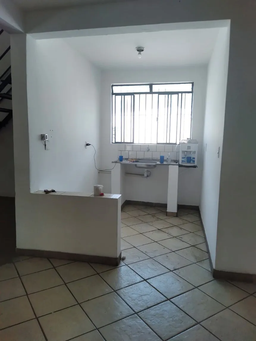 Imagem Galpão de 400m² Localizado na Vila Leopoldina, Sorocaba