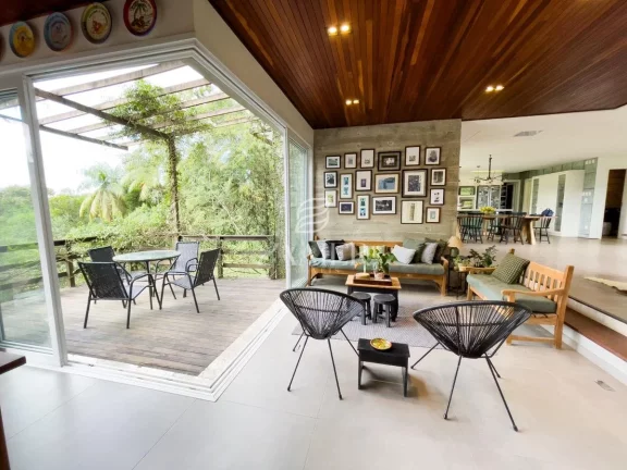 Imagem Sobrado com 3 quartos, São Marcos - Joinville