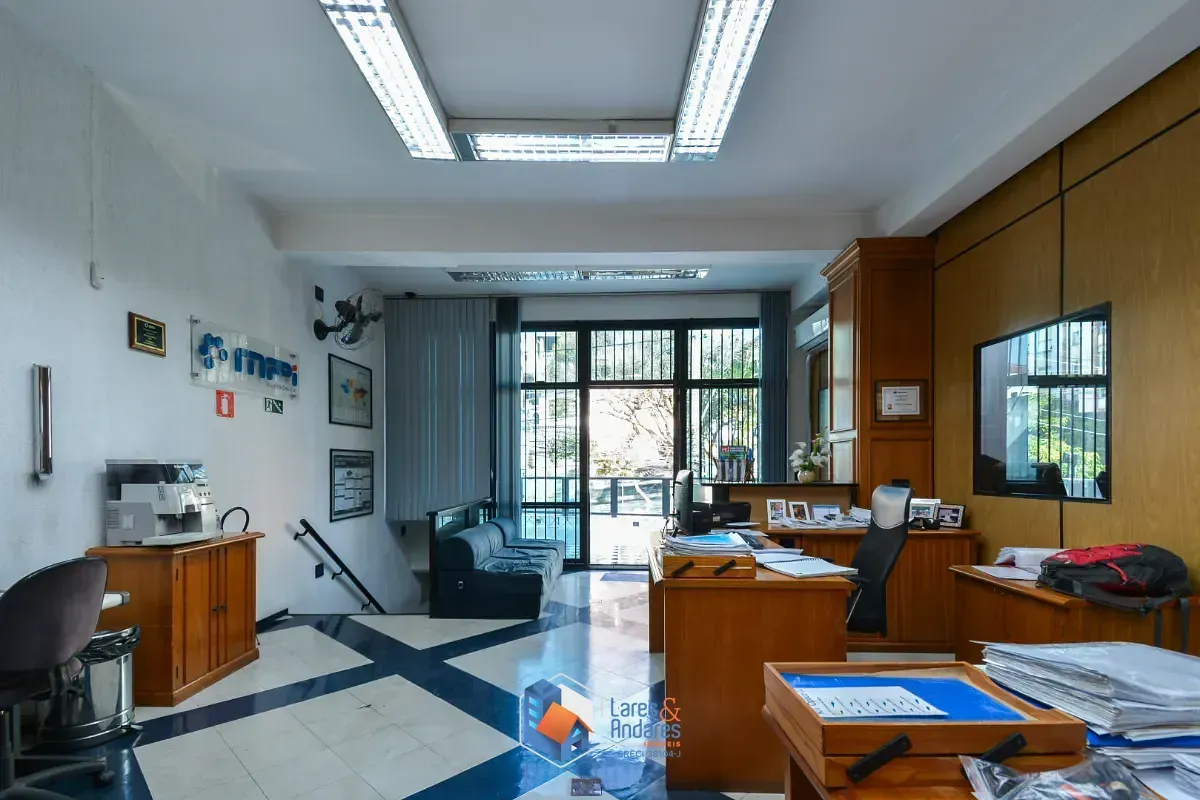 Foto do imóvel Casa comercial para venda em Paraíso, 750m² em Rua Paraíso