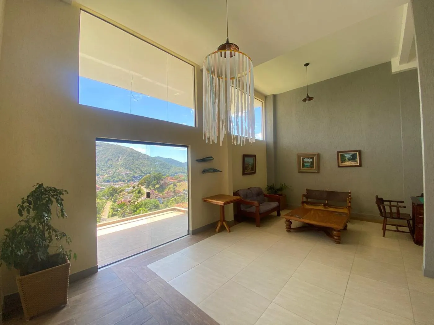 Imagem Casa para Venda em Teresópolis / RJ no bairro Parque do Ingá