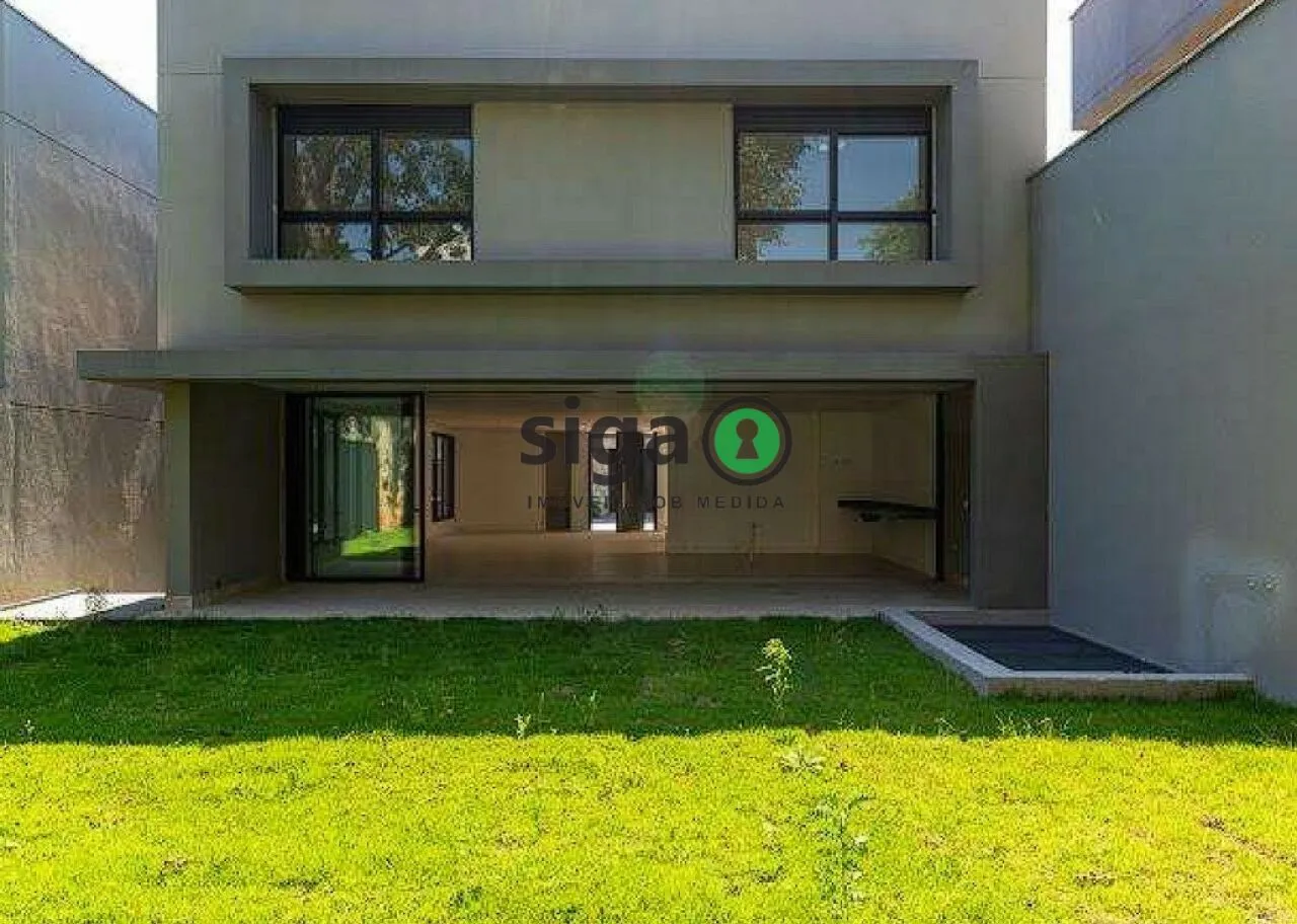 Imagem Casa de condomínio a venda na Granja Julieta com 4 quartos