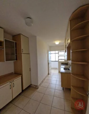 Imagem Apartamento com 3 dormitórios, sacada e 1 vaga. venda, 100 m² por R$ 480.000 - Vila Assunção - Porto Alegre/RS