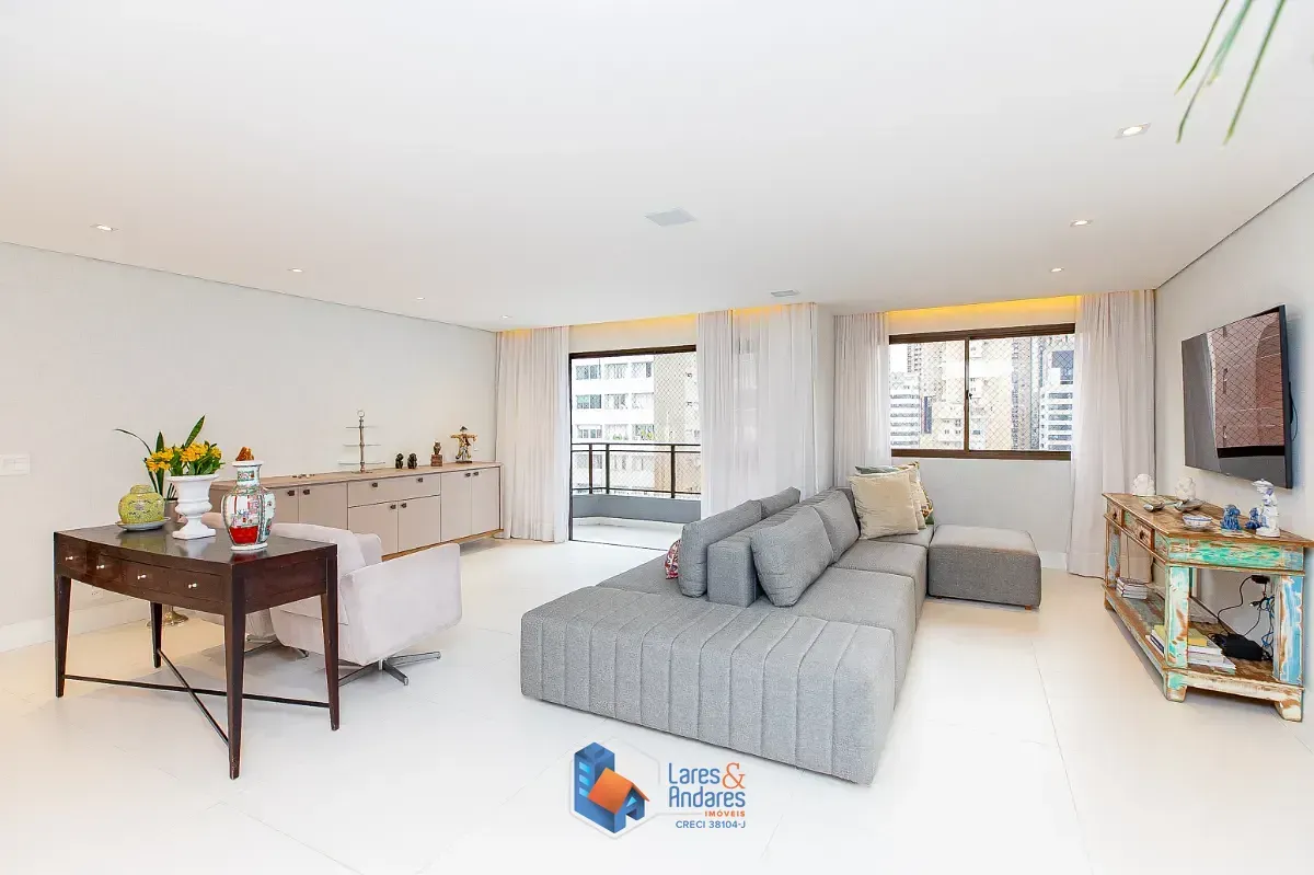 Imagem Apartamento para venda em Itaim Bibi com 4 quartos, sendo 3 suítes, 197m²