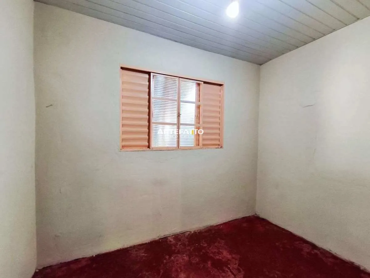 Imagem Duas casas no mesmo terreno (Bairro Santa Cruz) - Quase 500 m2!