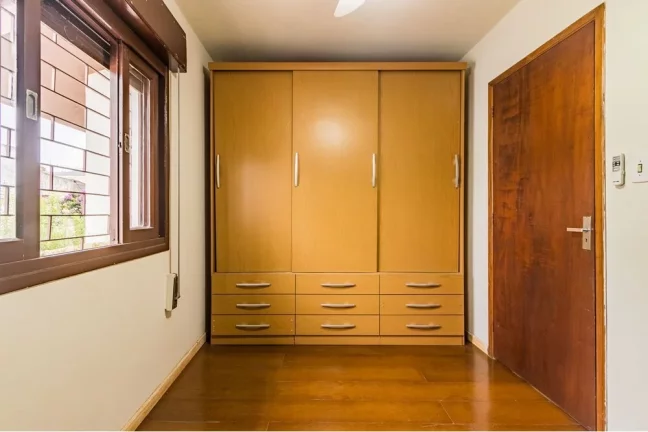 Imagem Casa para venda no bairro Vila Ipiranga em Porto Alegre