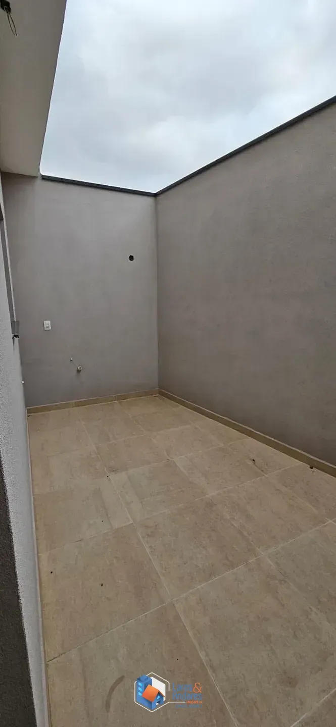 Imagem Casa para venda em Vila Romero com 3 quartos, sendo 1 suíte, 95m²