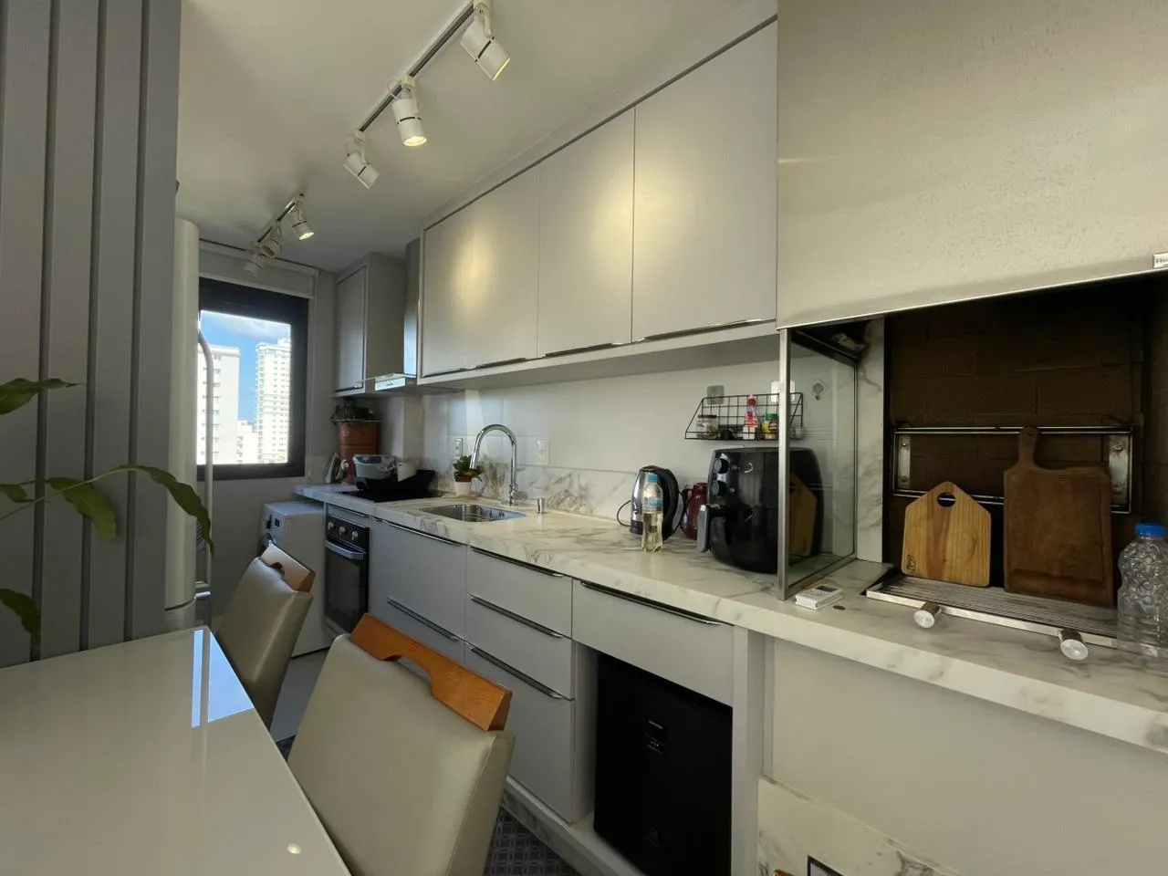 Imagem Apartamento à venda com 98.8m2 por R$ 2.130.000,00