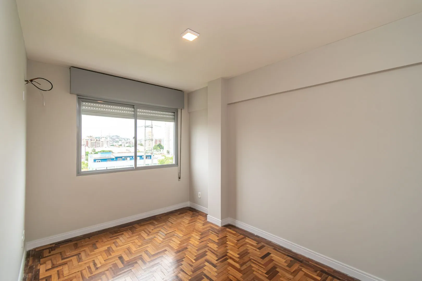 Imagem Apartamento 2 dormitorios, no Menino Deus reformado