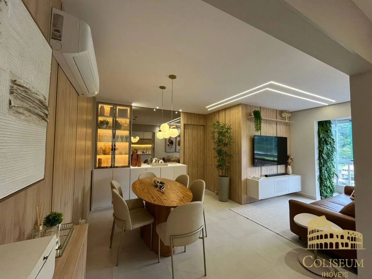 Imagem Apartamento com 2 dormitórios à venda, 81 m² por R$ 950.000,00 - Canto do Forte - Praia Grande/SP