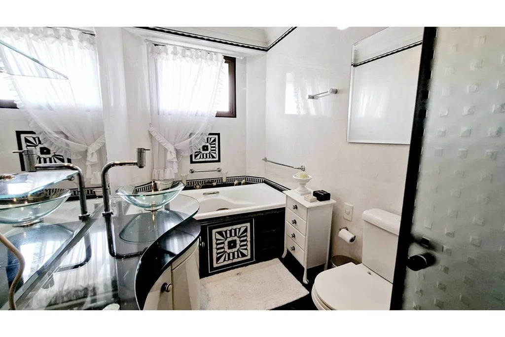 Imagem Apartamento à venda em São Paulo, Campo Belo, com 4 quartos, 240m2