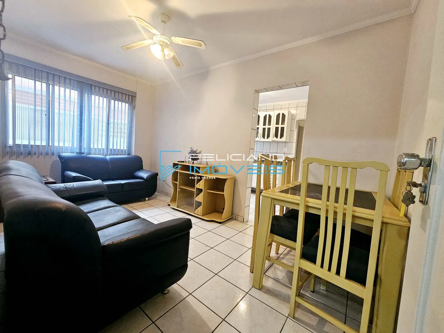 Foto do imóvel Apartamento com 2 quartos, Guilhermina, Praia Grande - R$ 331 mil, Cod: 4180 em Rua Copacabana